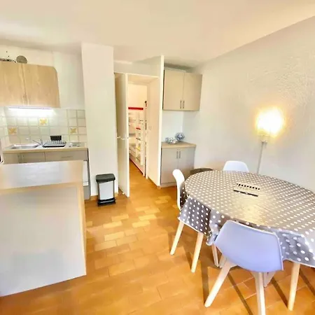 Hauts Des Golfs Appart 4 Pax Dans Golf Piscine Apartamento *