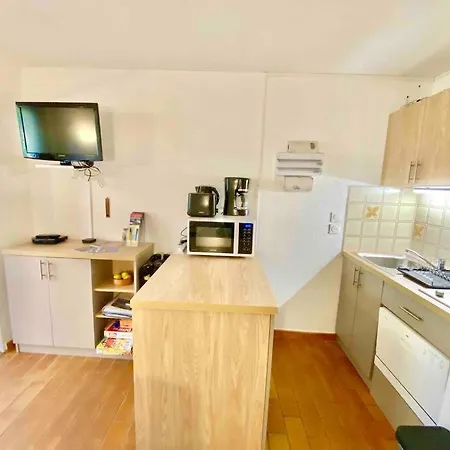 Hauts Des Golfs Appart 4 Pax Dans Golf Piscine Apartamento *